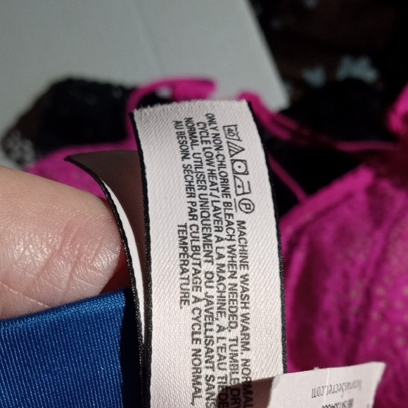 Victoria's Secret Lace Bralette Set - Five Pieces NWT - Picture 14 of 14